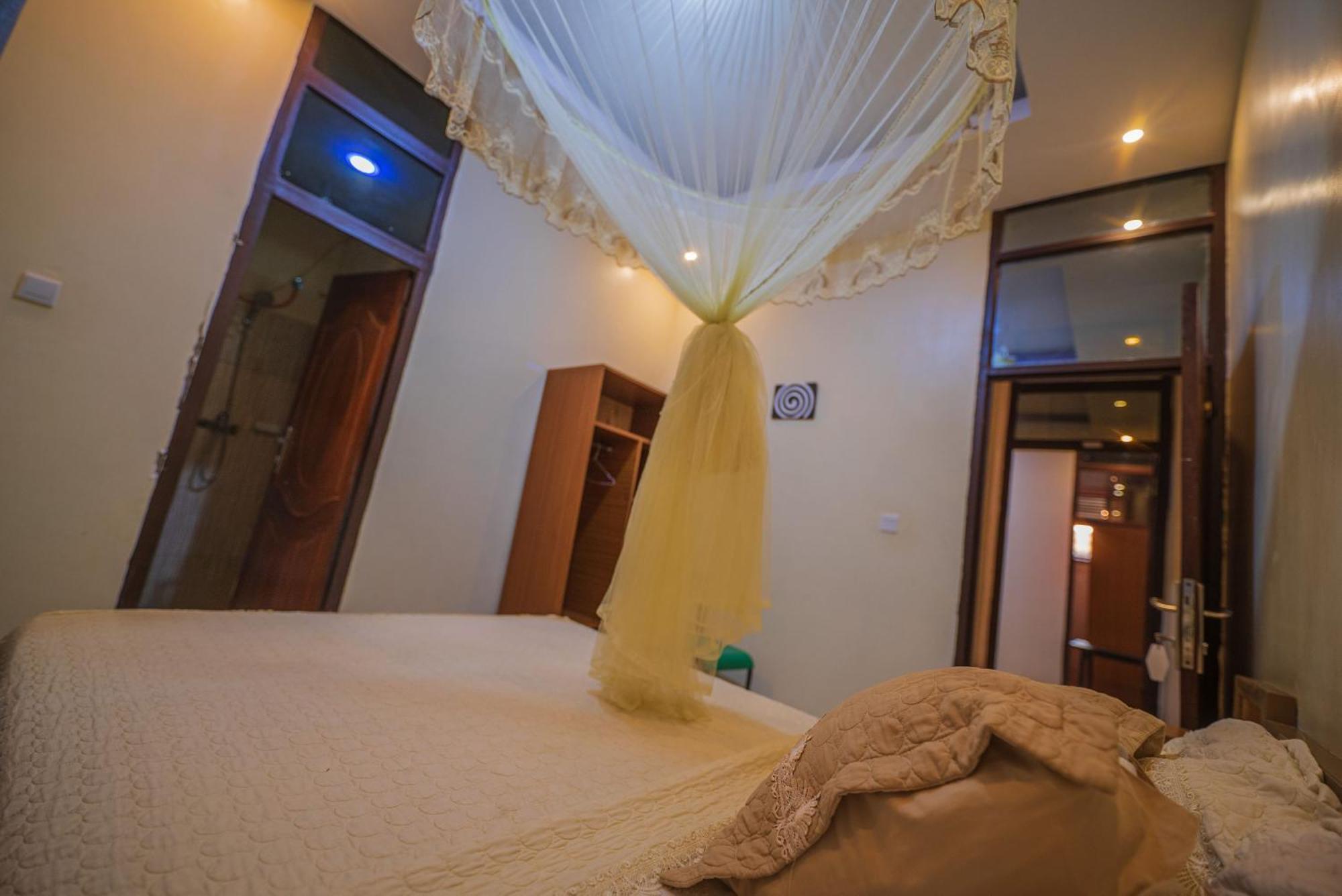 Anna Gold Hotel Kigali Exterior photo