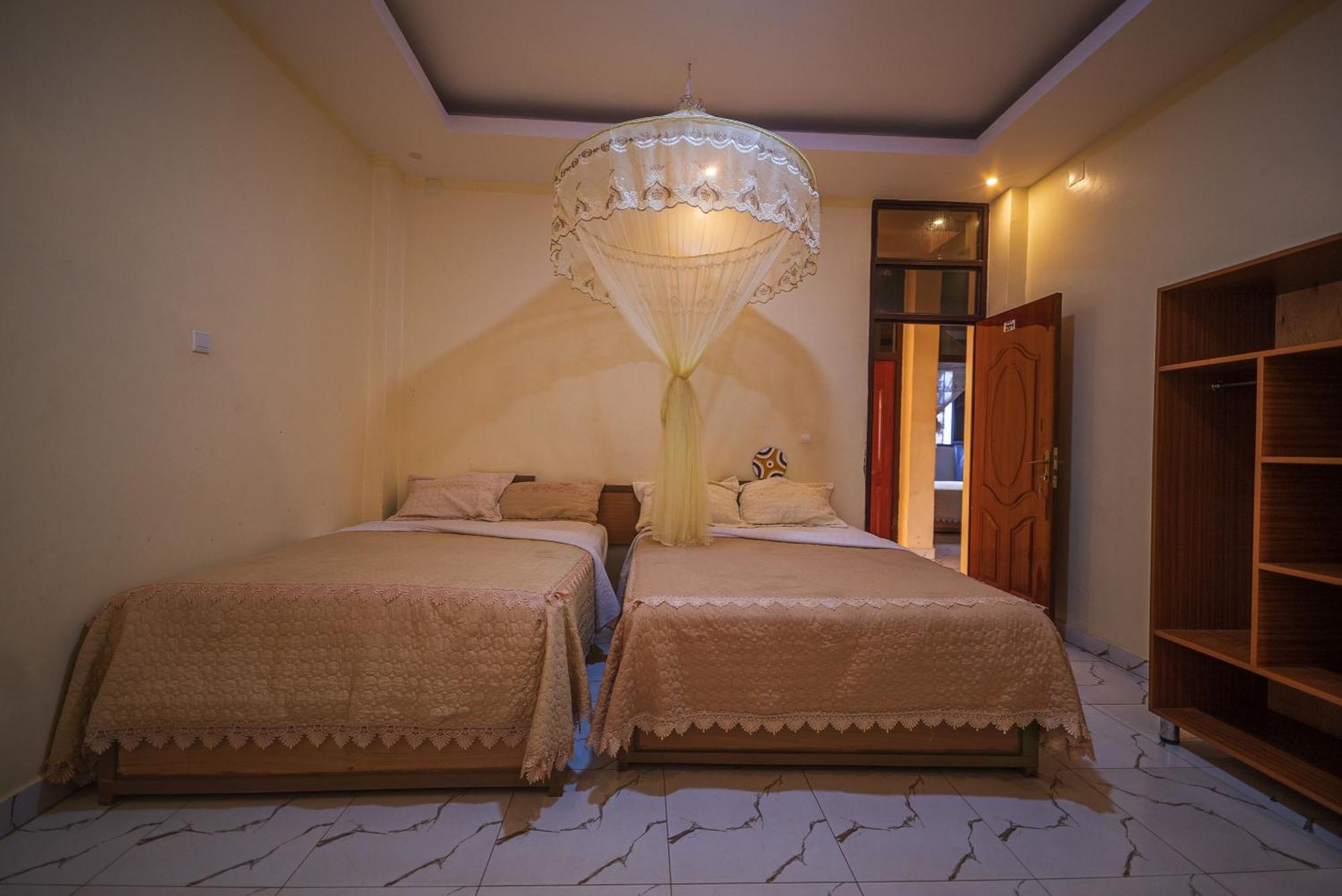 Anna Gold Hotel Kigali Exterior photo