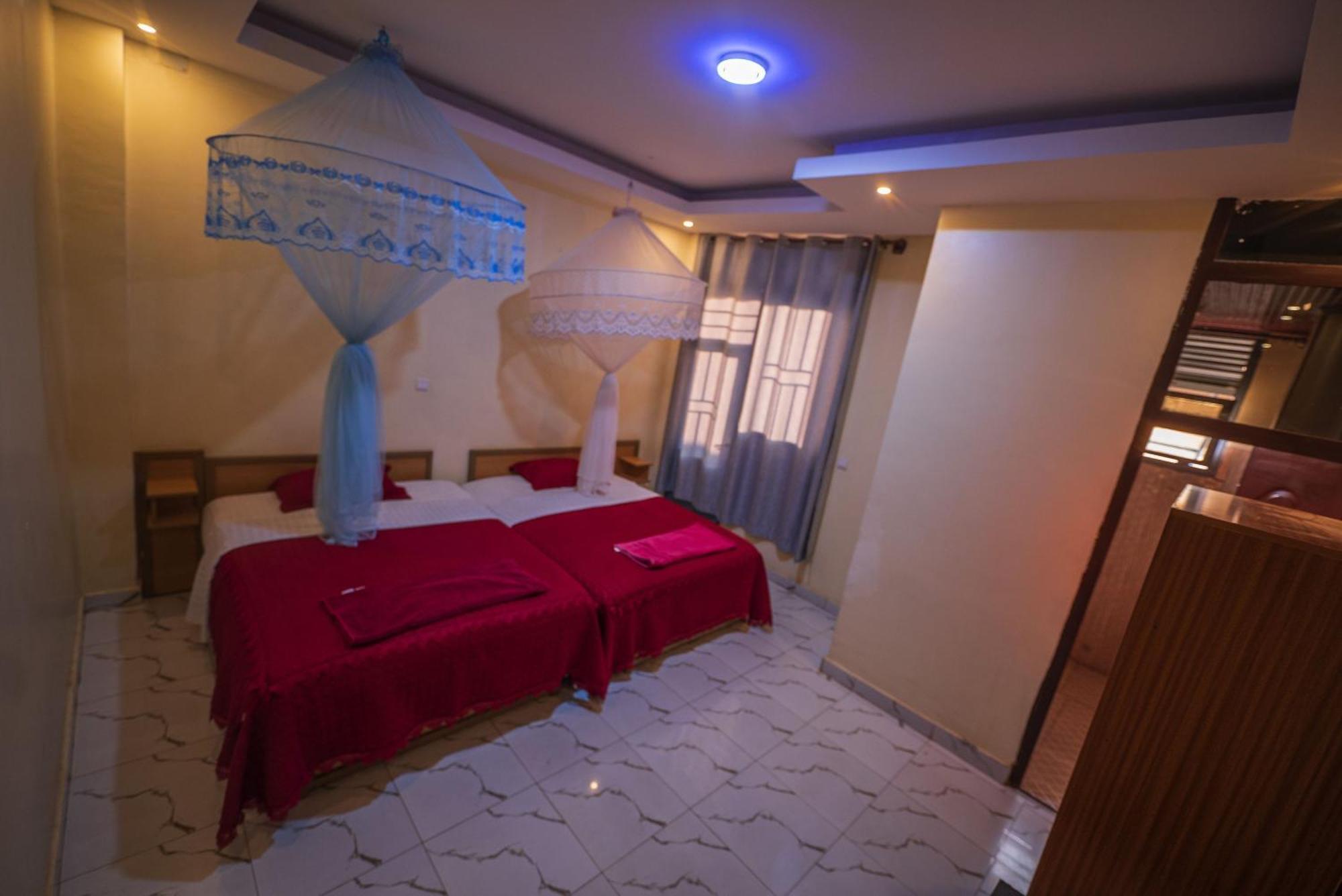 Anna Gold Hotel Kigali Exterior photo