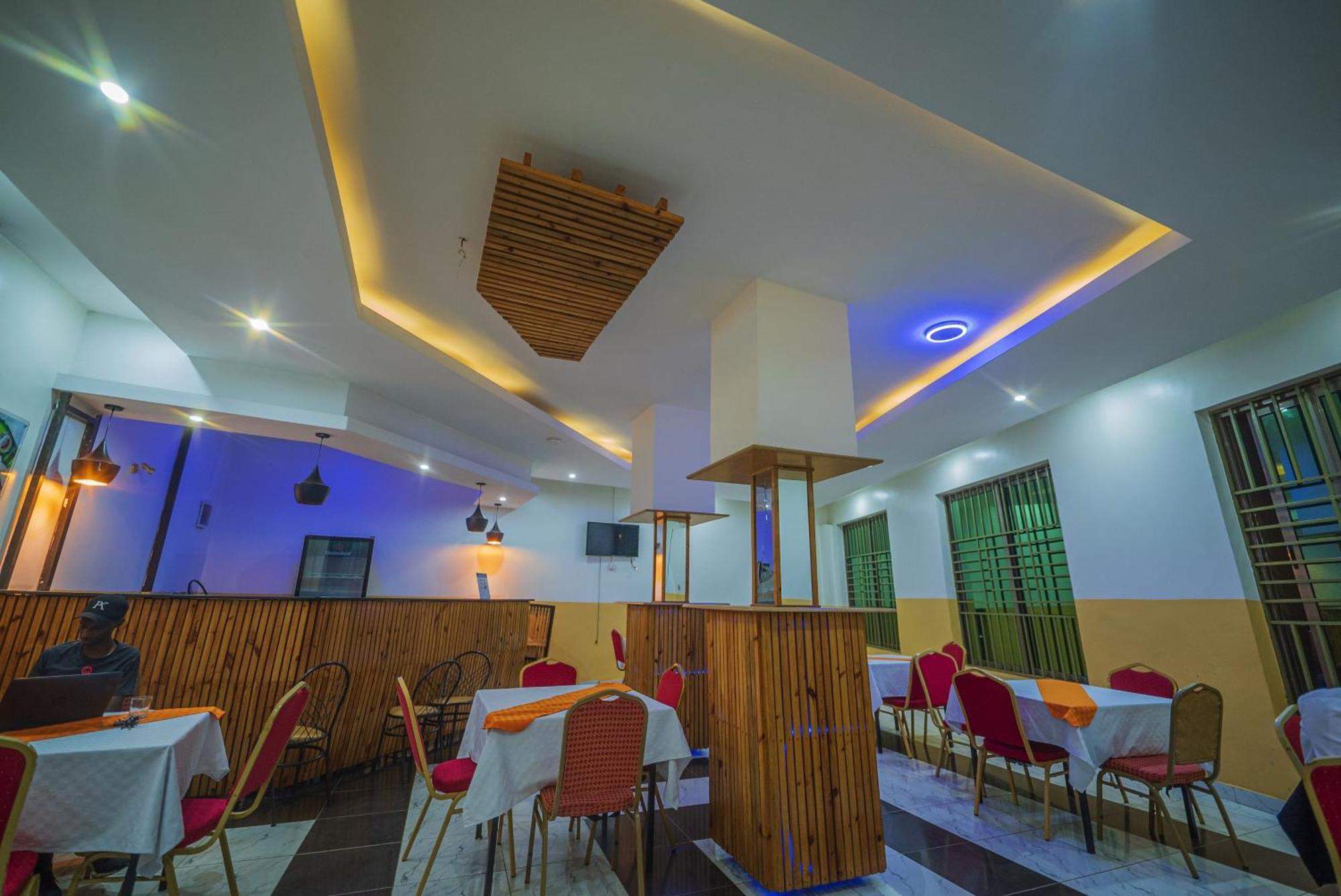 Anna Gold Hotel Kigali Exterior photo
